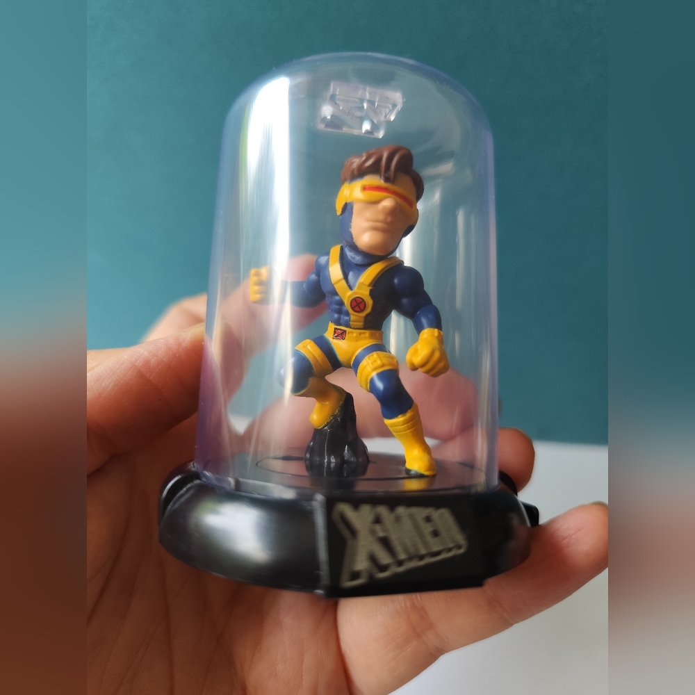 3/$25💙Domez X-Men CYCLOPS Series 1 Marvel 80th Anniversary Figure Zag Toys